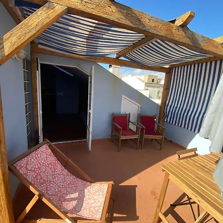 Casa Do Búzio Cosy Next To The